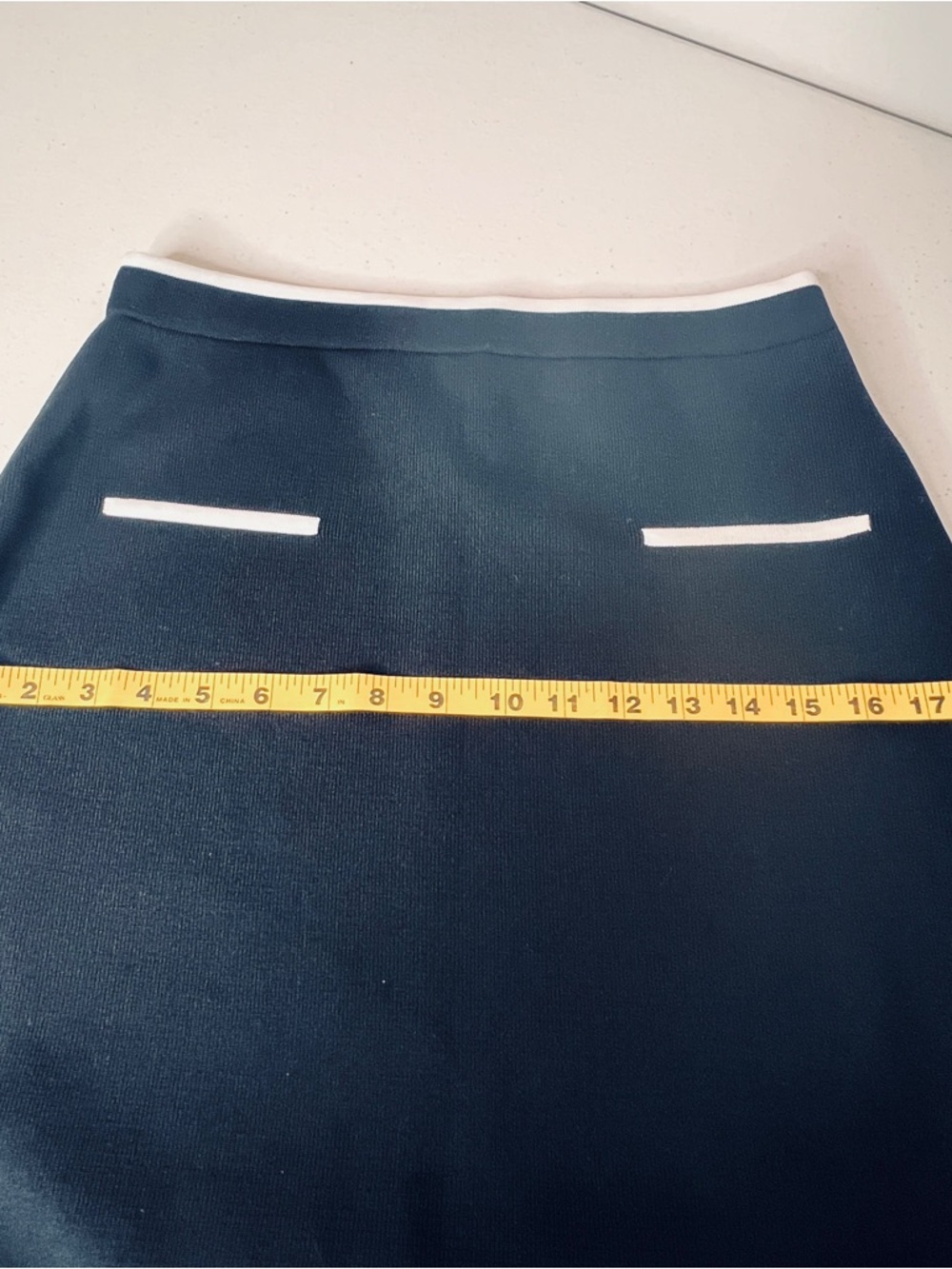 Sincerely Jules Black Knit Mini Skirt with White Trim Career Wear Womens Size L - Picture 7 of 8